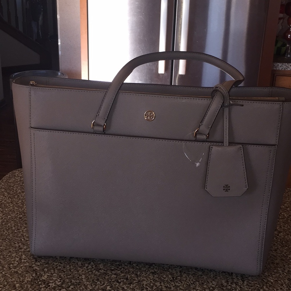 Tory Burch Robinson Tote